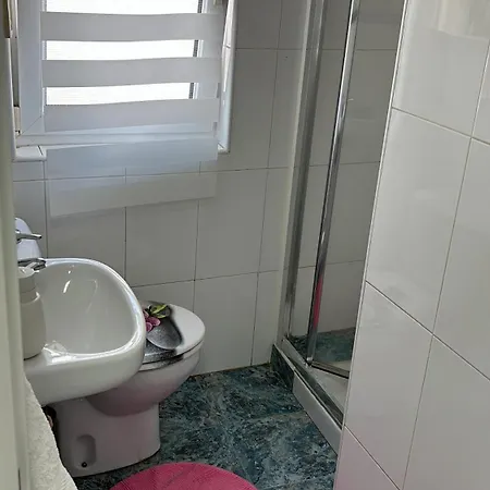 Extreme Apartment